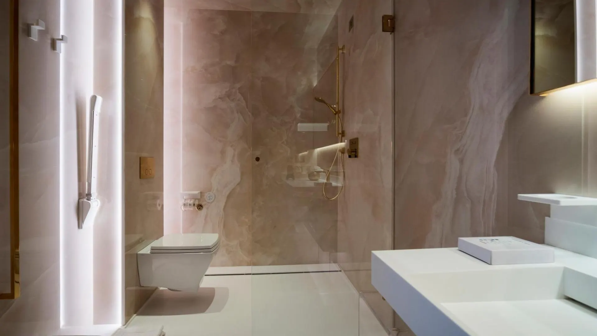 The Promenade Luxury Wellness Hotel Riccione 5*,
